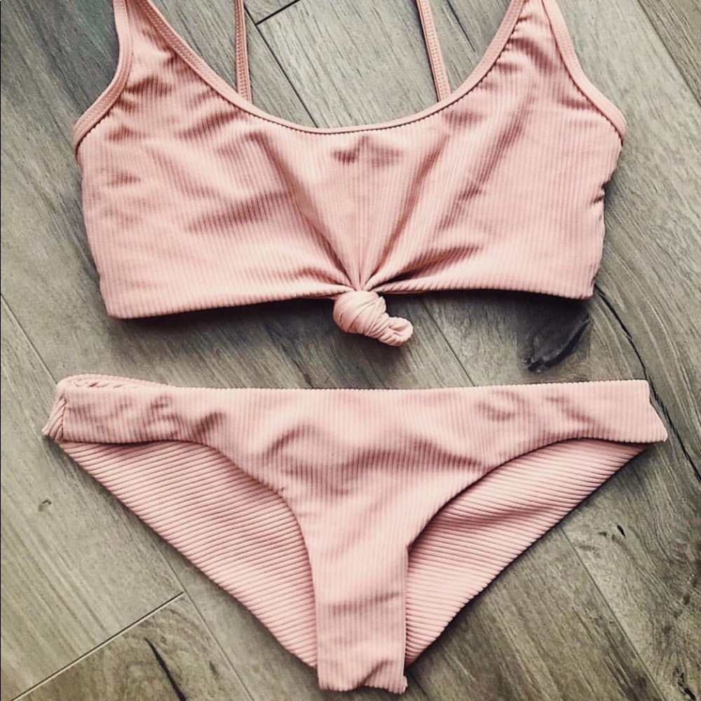 Frankie’s Bikinis